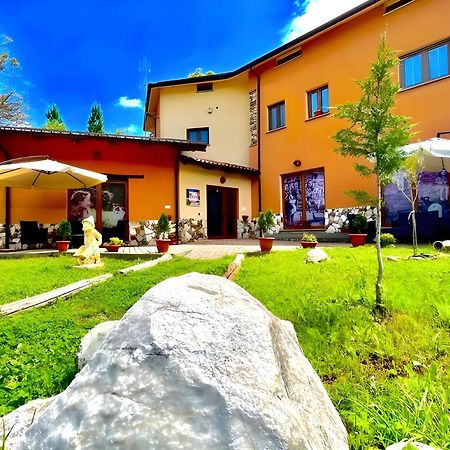 Agriturismo Tre Elle Acri ภายนอก รูปภาพ